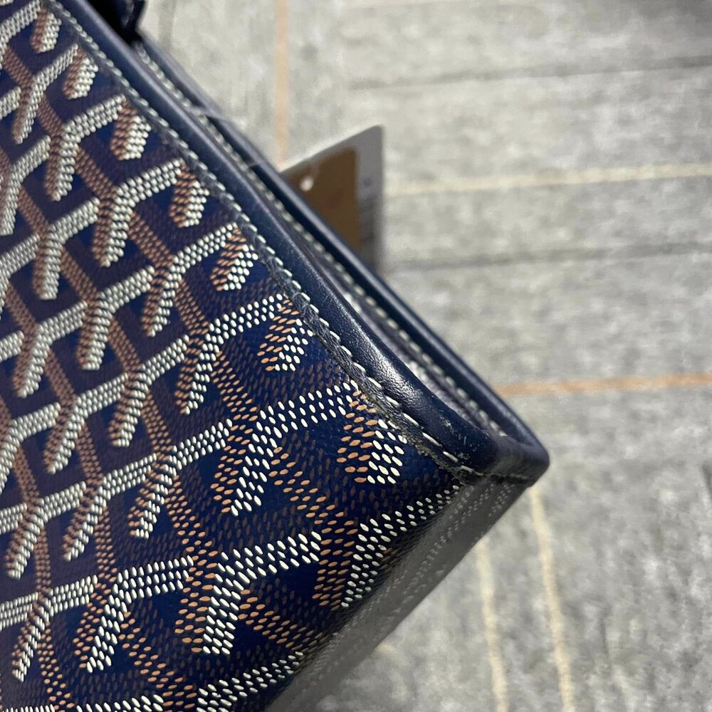 100% Authentic Goyard MM Leather Clutch Bag - Picture 10 of 13
